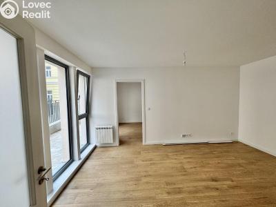 Pronájem bytu 2+KK Praha, Varšavská č. 2