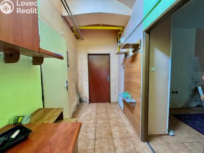 Sale apartment 1+1 Praha, Hartigova č. 6