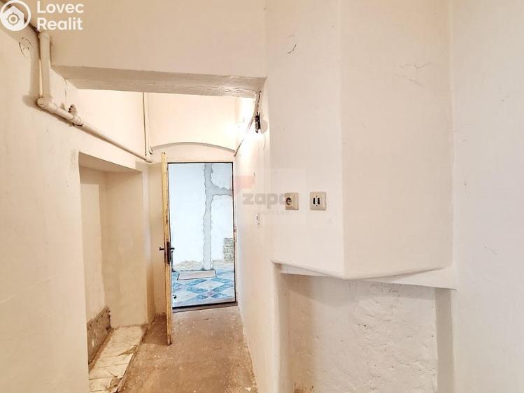 Продаж багатогенного будинку Roudnice nad Labem, Špindlerova třída č. 18