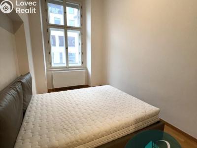 Pronájem bytu 2+KK Praha, Sokolovská č. 5