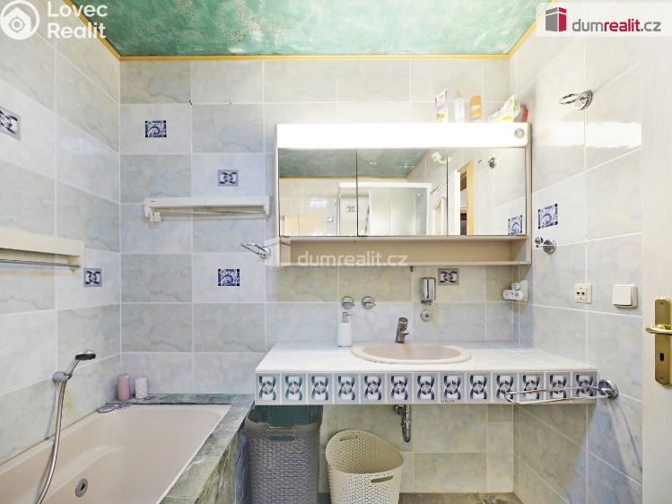 Prodej bytu 3+1 Neratovice, Dr. E. Beneše č. 11