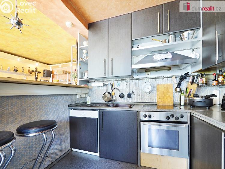 Prodej bytu 3+1 Neratovice, Dr. E. Beneše č. 14