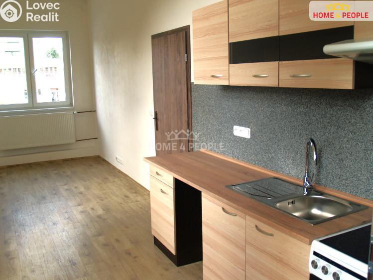 Pronájem bytu 2+KK Chodov, Školní č. 1