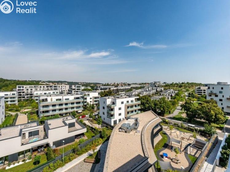 Pronájem bytu 4+KK Praha, Walterovo náměstí č. 22