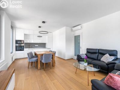 Rent apartment 4+KK Praha, Walterovo náměstí č. 5