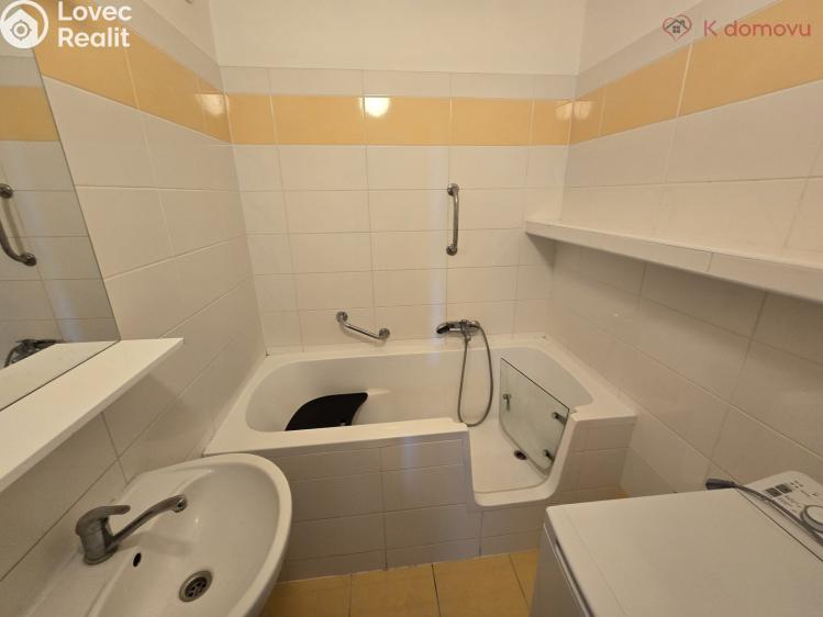 Prodej bytu 3+1 Olomouc, Zikova 606/10 č. 11