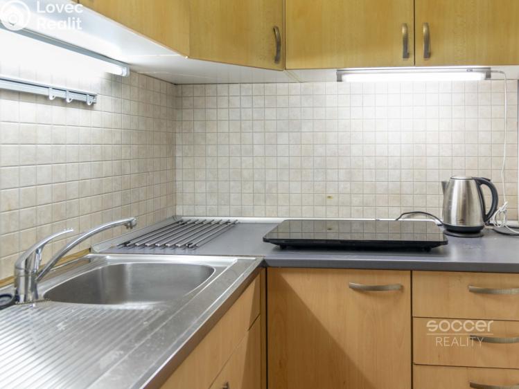 Pronájem bytu 1+KK Praha, Milevská č. 4