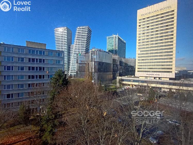 Pronájem bytu 1+KK Praha, Milevská č. 3