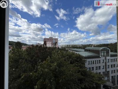 Pronájem bytu 3+1 Karlovy Vary, Krymská č. 4