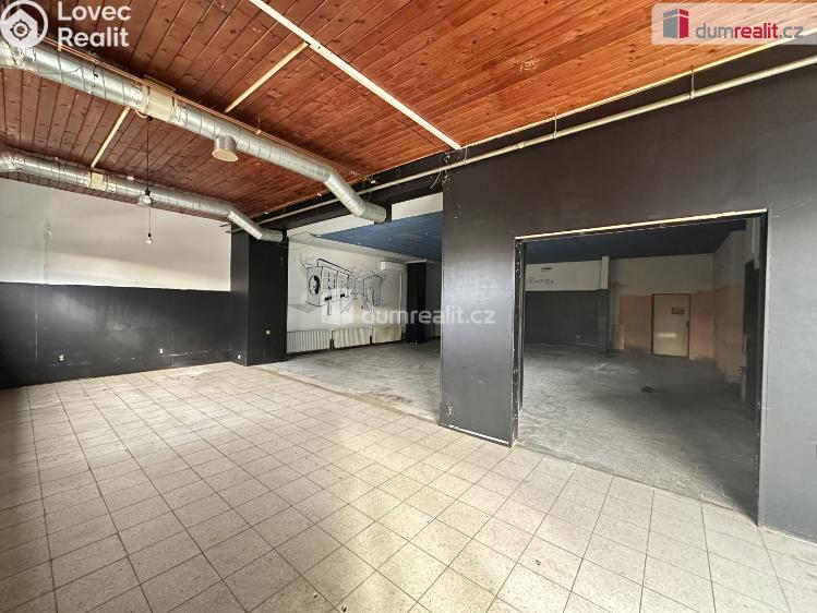 Pronájem obchodního prostoru Břeclav, Na Valtické č. 28