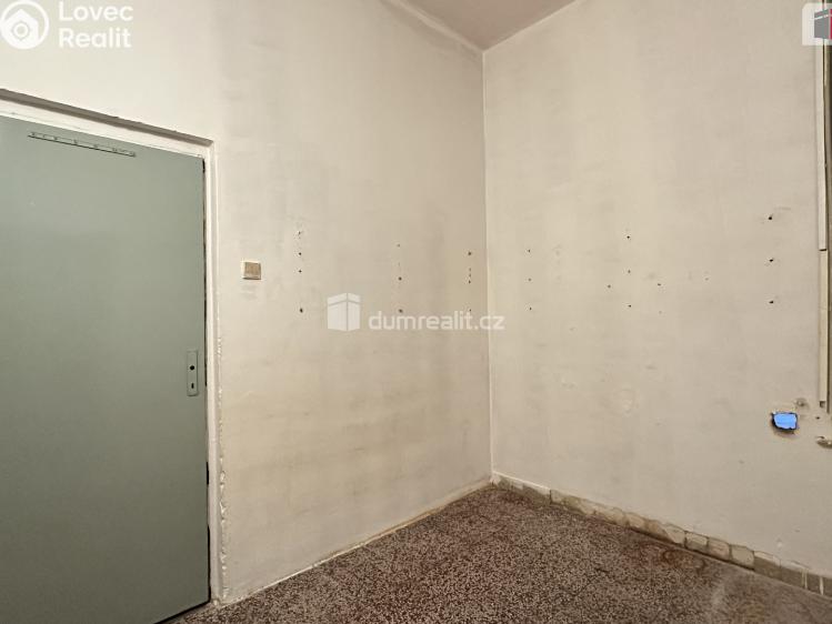 Pronájem obchodního prostoru Břeclav, Na Valtické č. 33