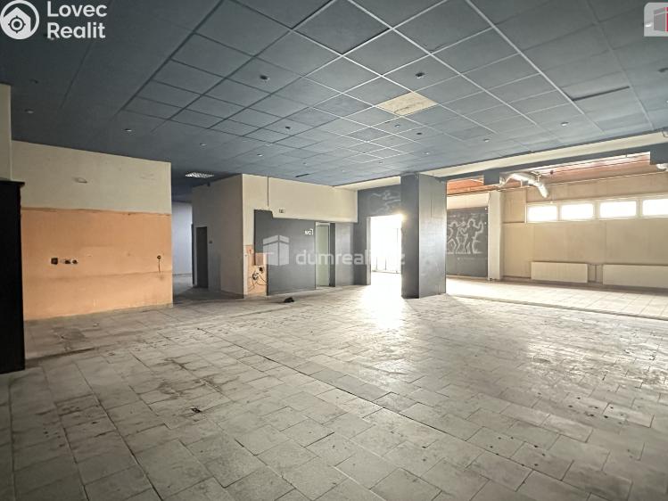 Pronájem obchodního prostoru Břeclav, Na Valtické č. 37