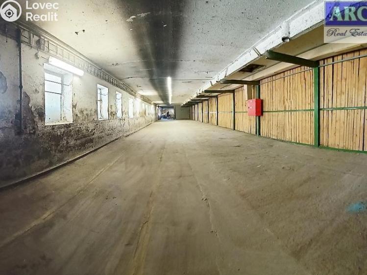 Pronájem skladového prostoru Černošice, Poštovní č. 1