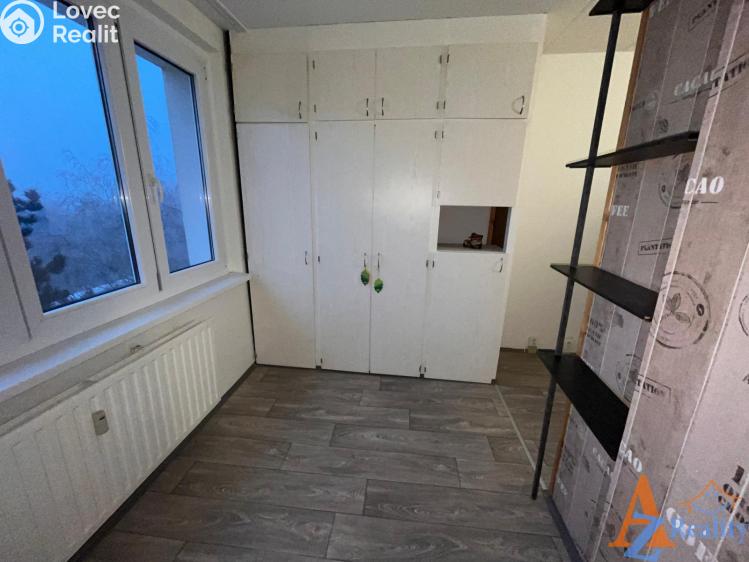 Pronájem bytu 1+1 Chomutov, Školní pěšina č. 2