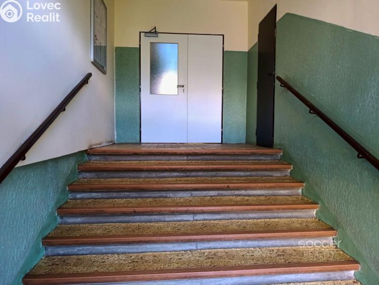 Prodej bytu 2+1 Praha, Sněženková č. 21