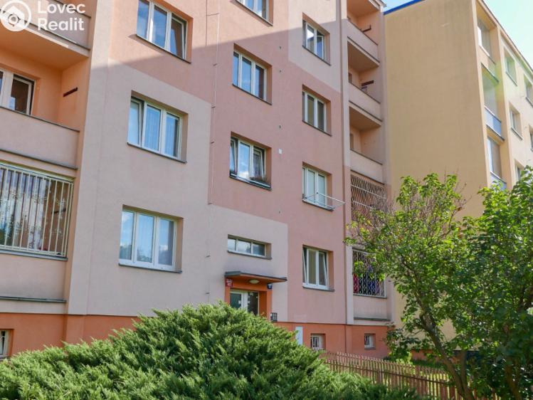 Prodej bytu 2+1 Praha, Sněženková č. 23