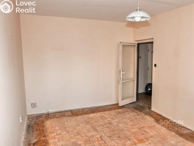 Sale apartment 2+1 Praha, Sněženková č. 3