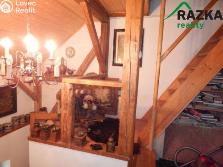 Prodej rodinného domu Teplá č. 11