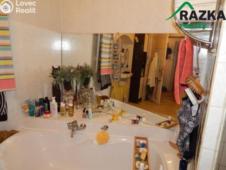 Prodej rodinného domu Teplá č. 17