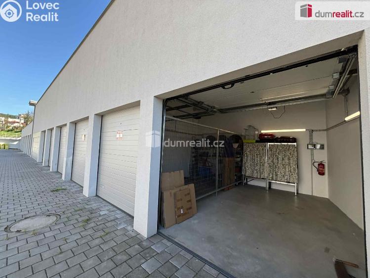 Pronájem garáže Luhačovice, Masarykova č. 13