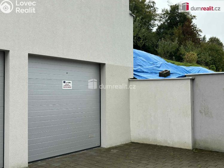 Pronájem garáže Luhačovice, Masarykova č. 33