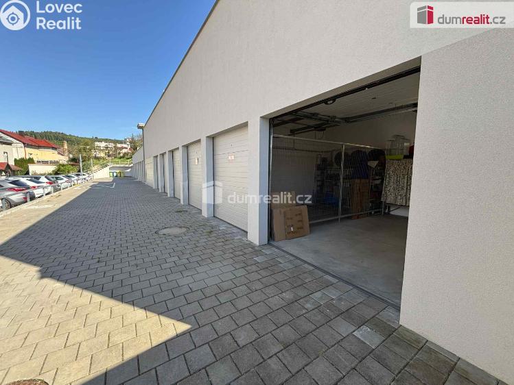 Pronájem garáže Luhačovice, Masarykova č. 8