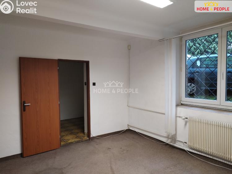 Pronájem komerční nemovitosti Praha 4, Na rolích č. 7