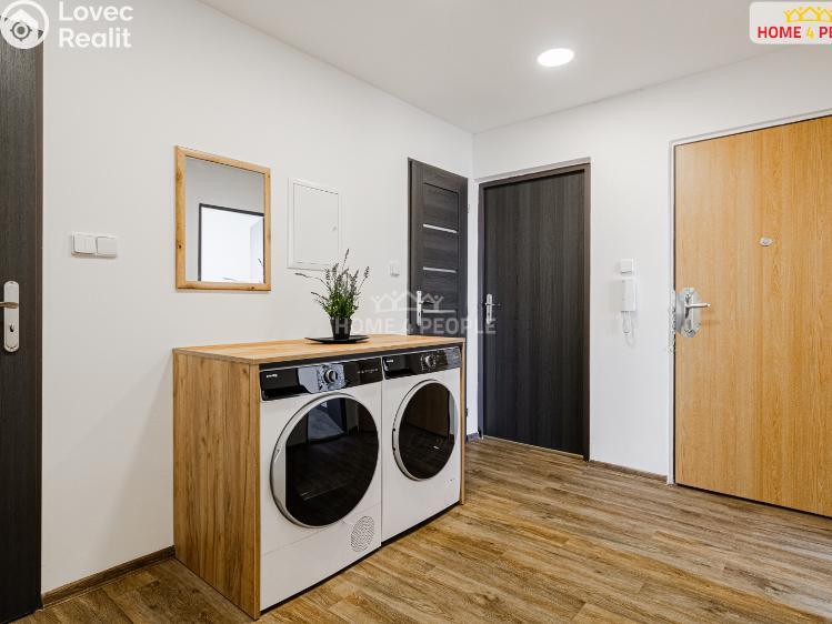 Prodej bytu 3+1 Karlovy Vary, Okružní č. 15