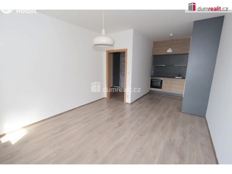 Pronájem bytu 2+KK Praha-Čakovice, Bermanova č. 15