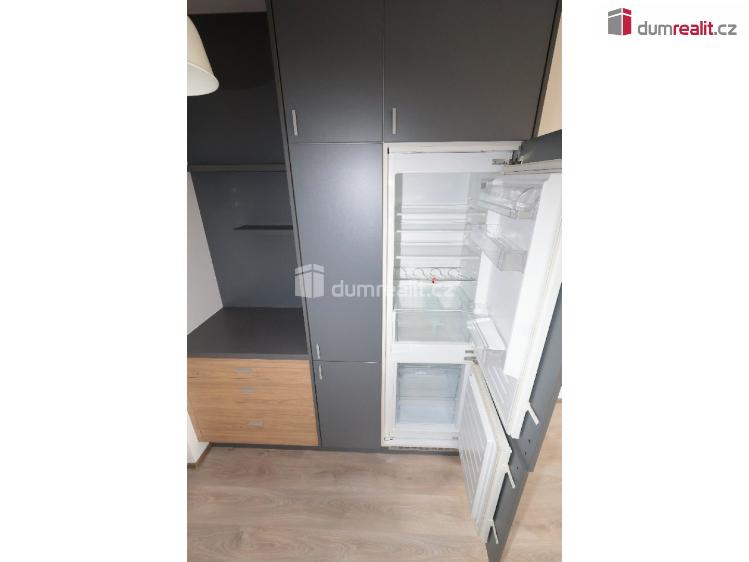 Pronájem bytu 2+KK Praha-Čakovice, Bermanova č. 34