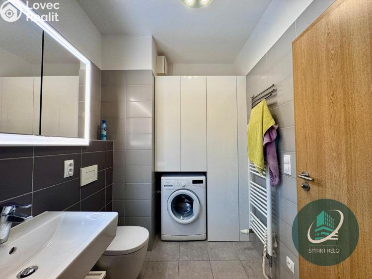 Pronájem bytu 2+KK Praha, Devonská č. 6