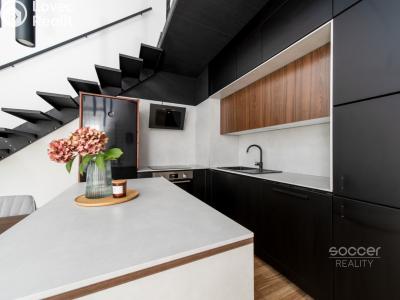 Sale apartment 1+KK Praha, Novovysočanská č. 2