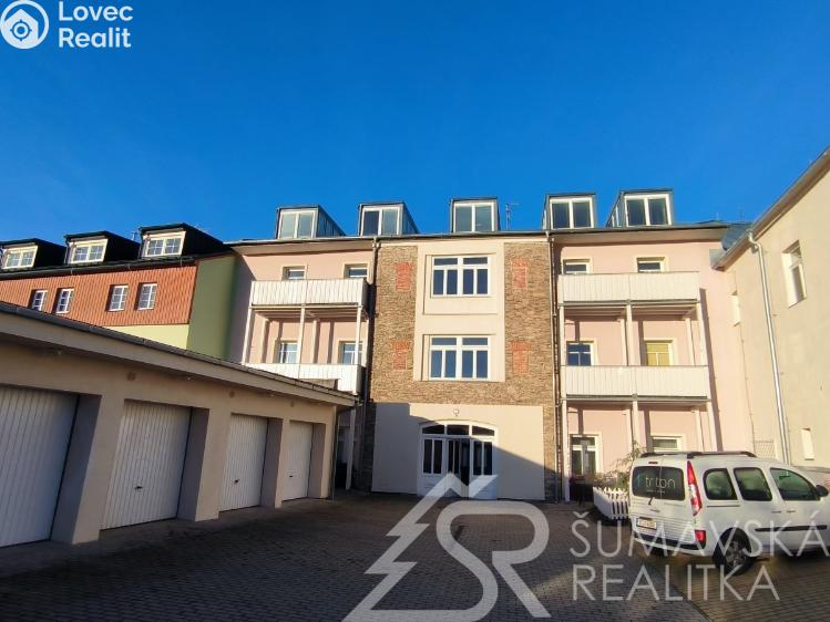 Prodej bytu 4+1 Kašperské Hory, Náměstí 184 č. 24