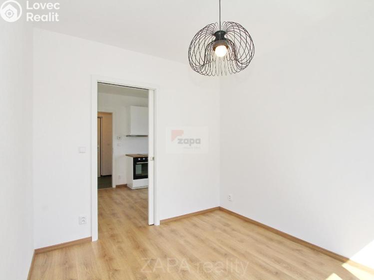Pronájem bytu 2+KK Praha 8, Bohnice, Pekařova 861/16 č. 7