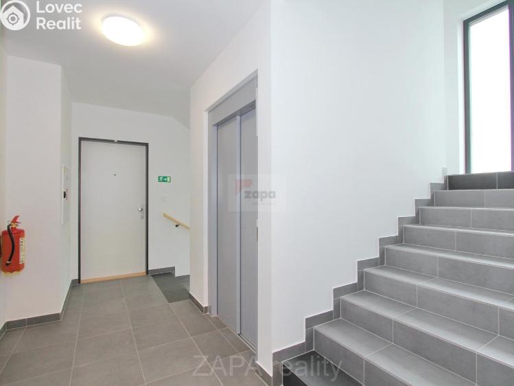 Pronájem bytu 2+KK Praha 8, Bohnice, Pekařova 861/16 č. 14
