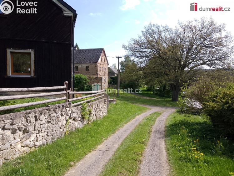 Продаж сімейного будинку Toužim č. 10