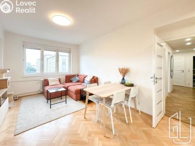 Pronájem bytu 3+KK Praha, Kubánské náměstí č. 4