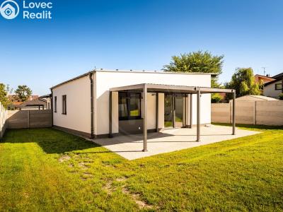 Продаж сімейного будинку Včelná, Jiráskova č. 1