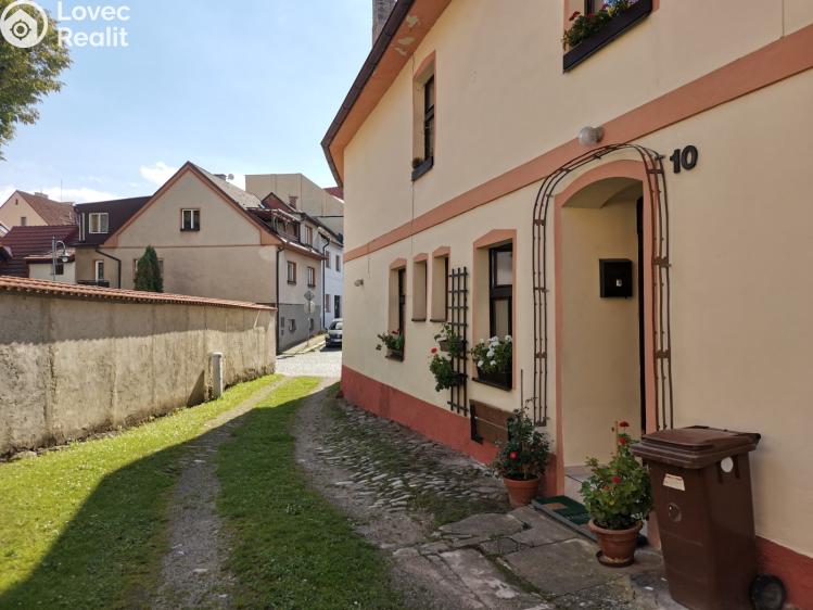 Pronájem bytu 1+KK Sušice, Mariánská 10 č. 18