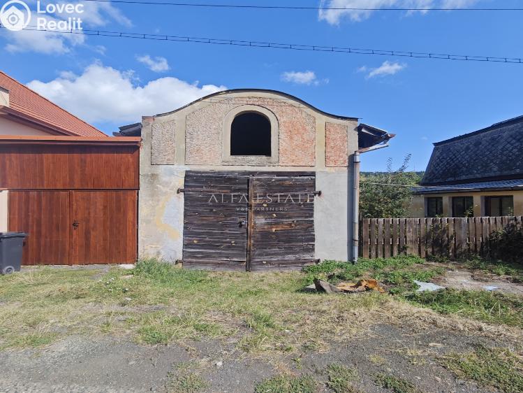 Prodej rodinného domu Valeč č. 6