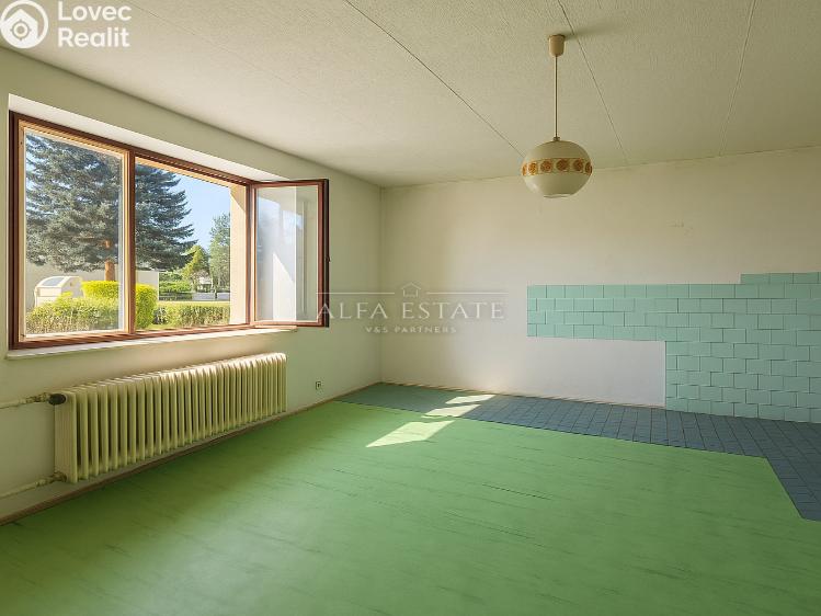 Prodej rodinného domu Valeč č. 28