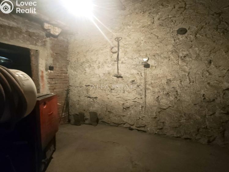 Prodej rodinného domu Valeč č. 45
