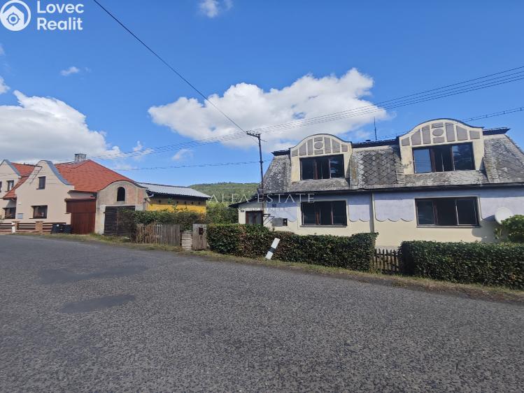 Продажа семейного дома Valeč, Jabloňová č. 3