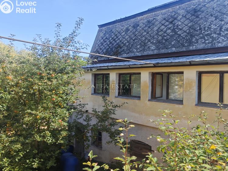 Продажа семейного дома Valeč, Jabloňová č. 5