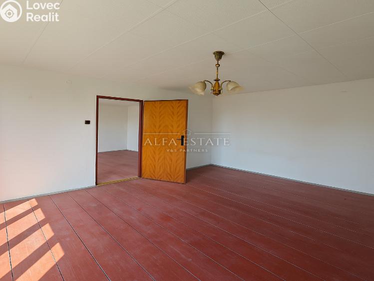 Продажа семейного дома Valeč, Jabloňová č. 22