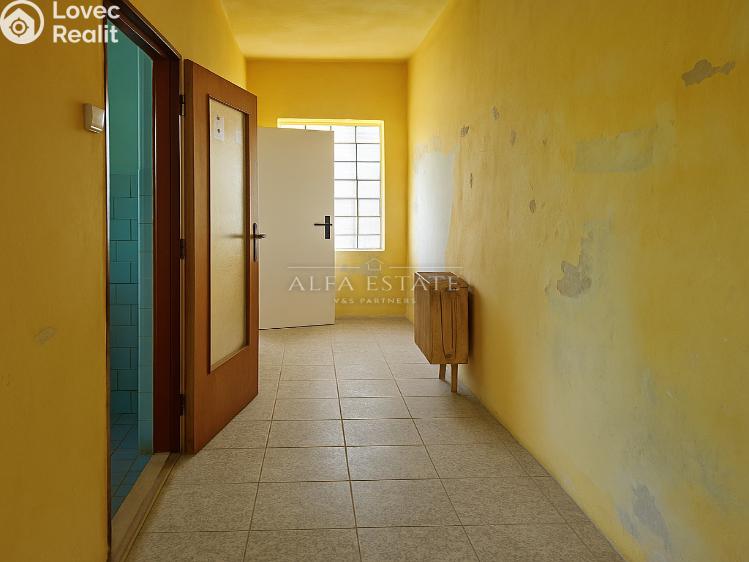 Продажа семейного дома Valeč, Jabloňová č. 24