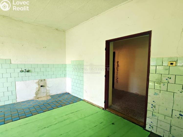 Продажа семейного дома Valeč, Jabloňová č. 27