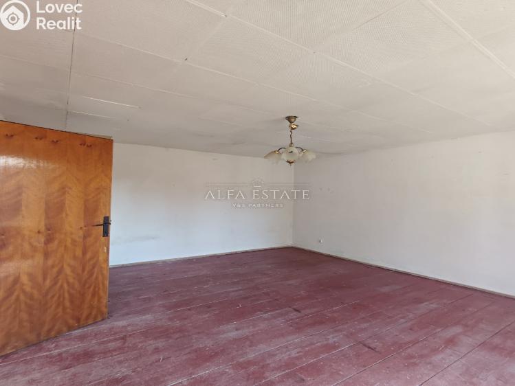 Продажа семейного дома Valeč, Jabloňová č. 31