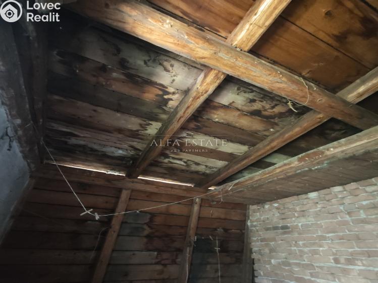 Продажа семейного дома Valeč, Jabloňová č. 38