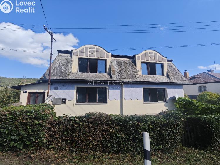 Продажа семейного дома Valeč, Jabloňová č. 1
